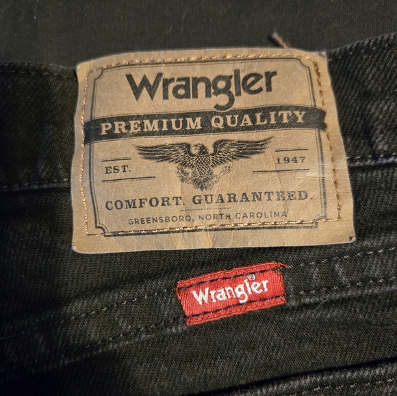 Men's Wrangler Black Jeans 32x30 - Picture 3 of 4